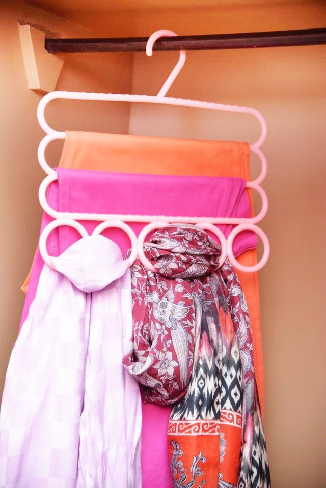 3 Layers Hanger with 5 Hole for Multipurpose use - Duvera
