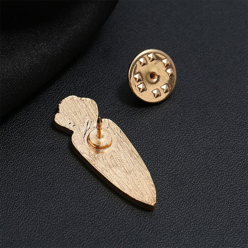 Carrot Shape Brooch - Duvera