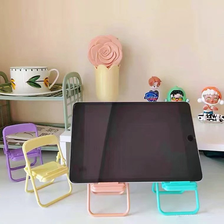Foldable Chair Shape Mobile Phone Holder. - Duvera