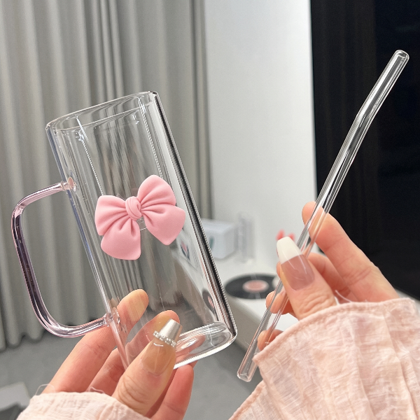 Square Glass Square Mug with Lid & Straw