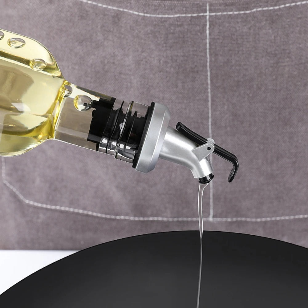 4PCs Glass Condiment Seasoning Bottle Set