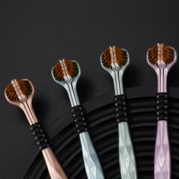 1Pcs Triple Head Soft Bristle Toothbrush