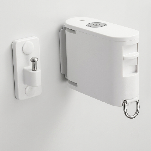 Retractable Wall Mounted Clothes Hanger