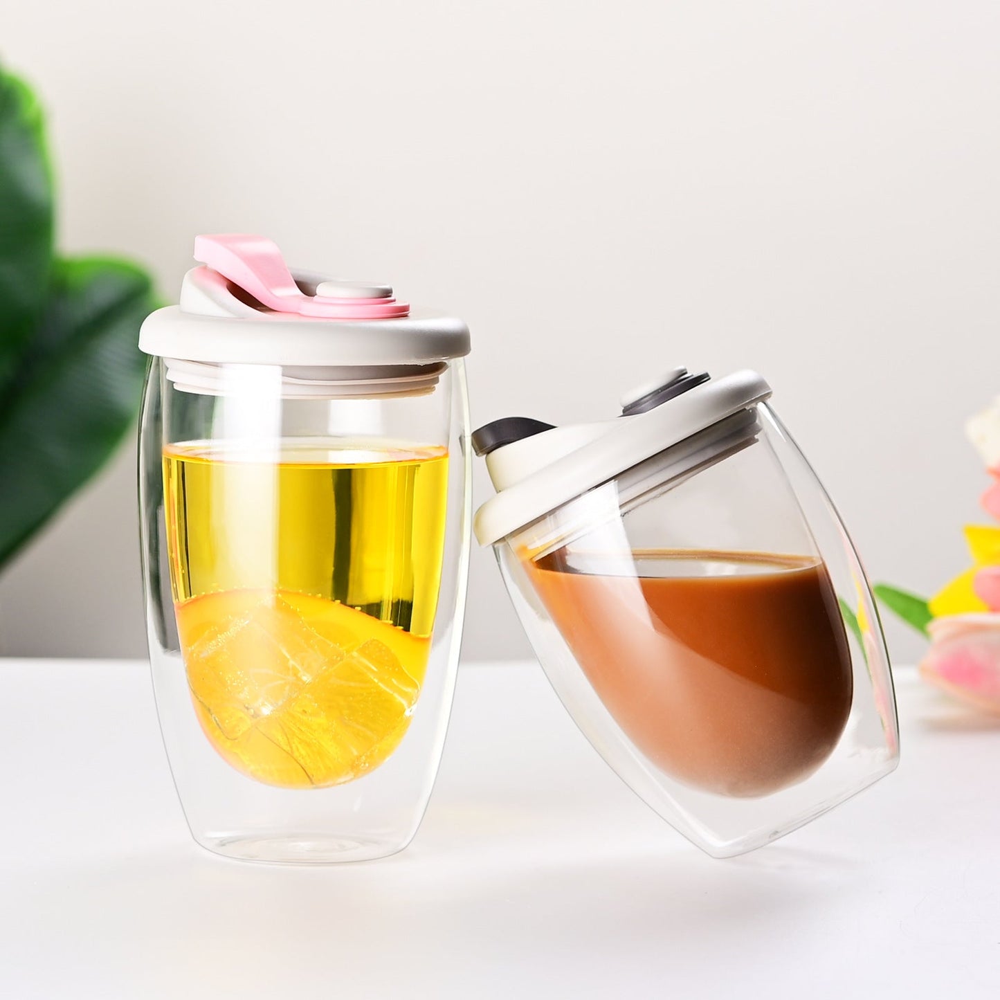 Double Wall Glass Cup With Silicone Lid